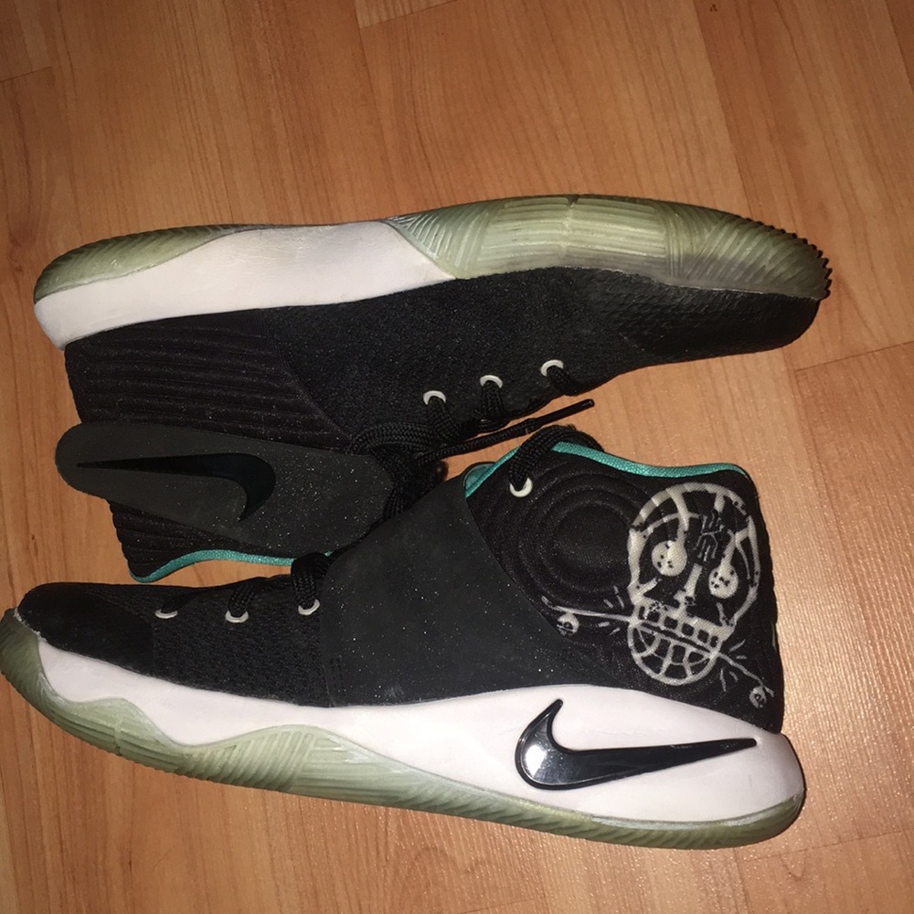 Nike shoes